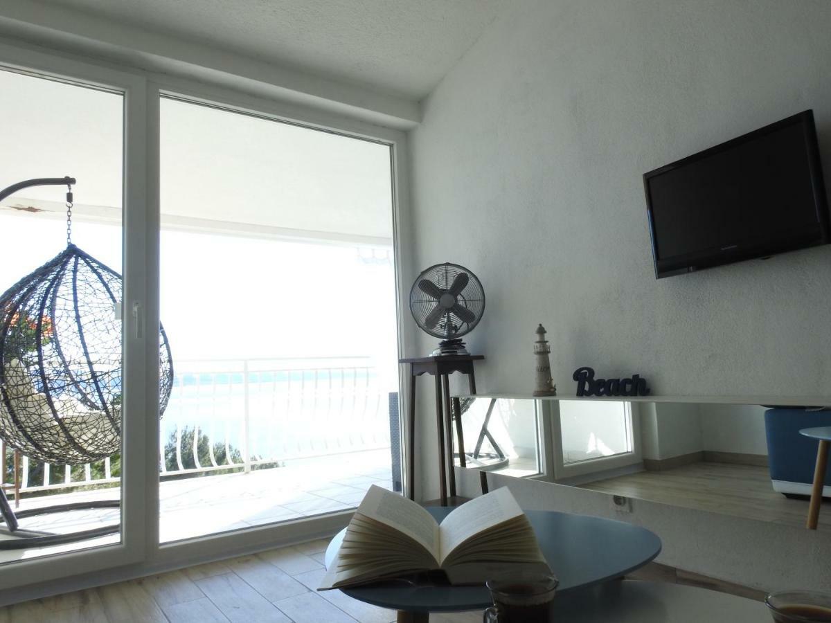 Sunrise Vid Apartment Dugi Rat Exterior photo