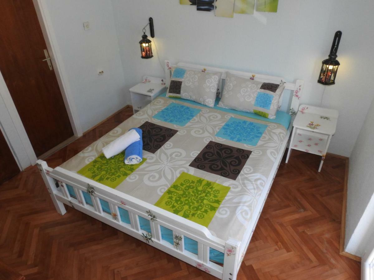 Sunrise Vid Apartment Dugi Rat Exterior photo