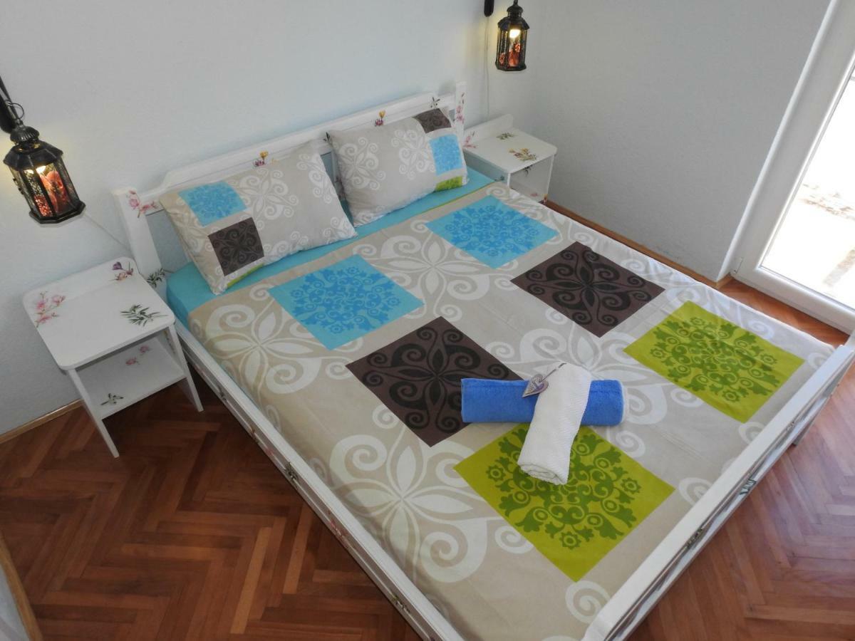 Sunrise Vid Apartment Dugi Rat Exterior photo