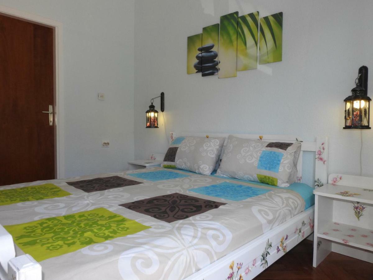 Sunrise Vid Apartment Dugi Rat Exterior photo